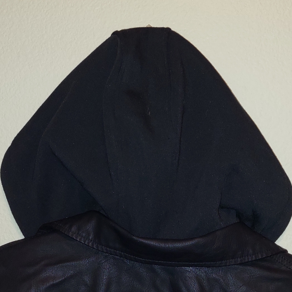 Jacket - Picture 7 of 8